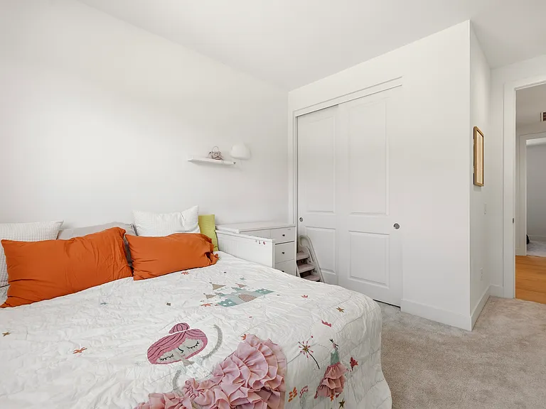 19212 Blackthorn Dr — Photo 39