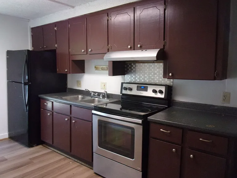 1331 Spanish Villa Ln #D — Photo 3