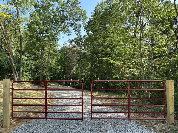 6690 Old State State Rd, Crooksville, OH 43731