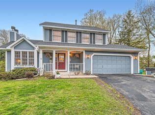 6587 49th Street Ct N, Oakdale, MN 55128