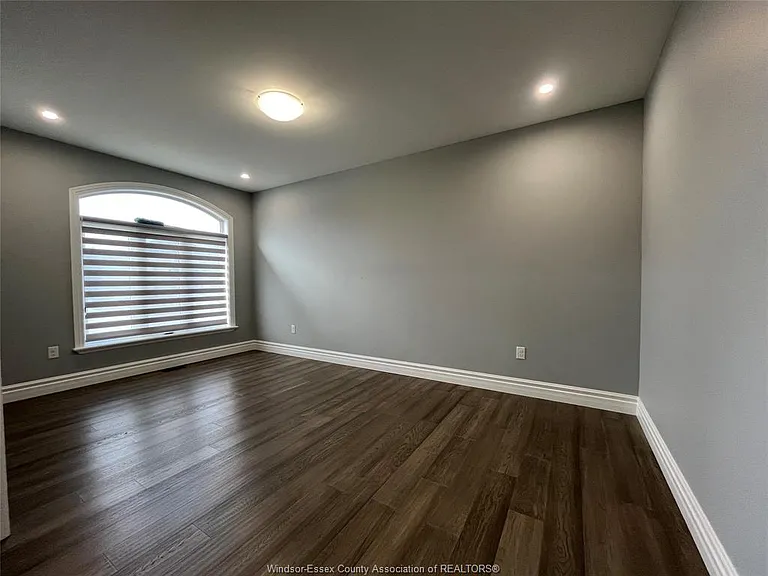 365 Christine Ave — Photo 23
