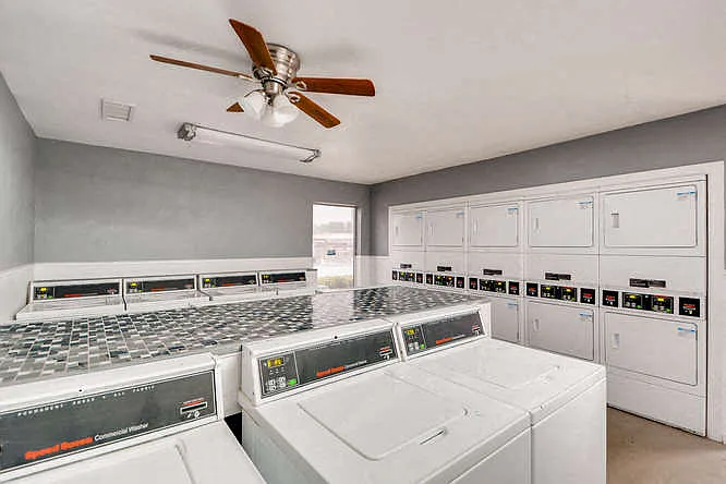 MARFA Apartments — Photo 28