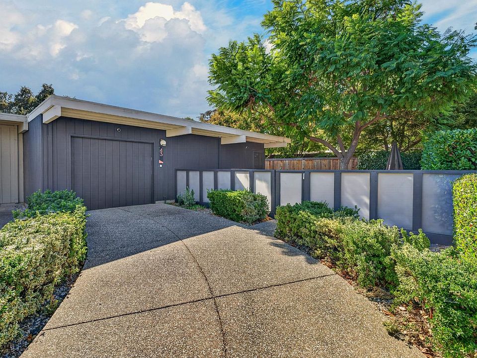 1st image of 43 Paddle Ct