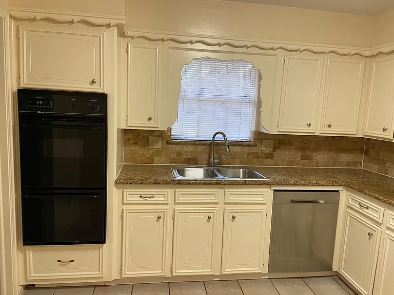 3418 Candlewisp Dr — Photo 4