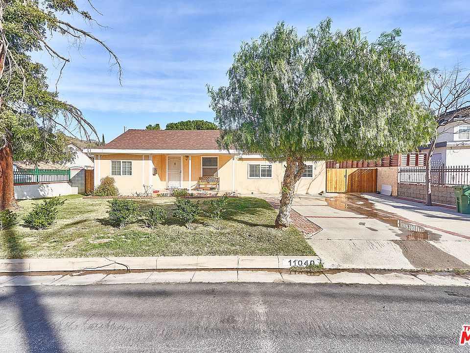 1st image of 11040 Oro Vista Ave