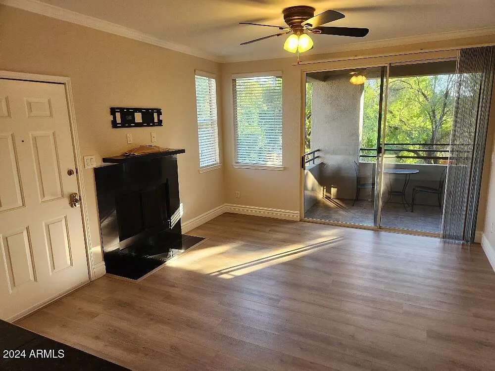 1 bed, 1.0 bath, 691 sqft, $1,800 — Photo 3
