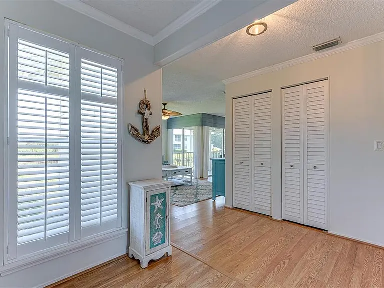 923 Sandpiper Cir #923 — Photo 13