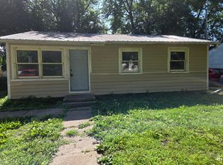 224 SE Lime St, Topeka, KS 66607