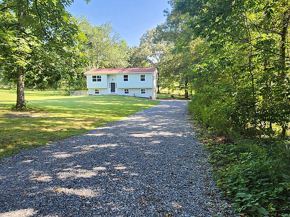 5th image of 138 Heritage Hills Cir NE