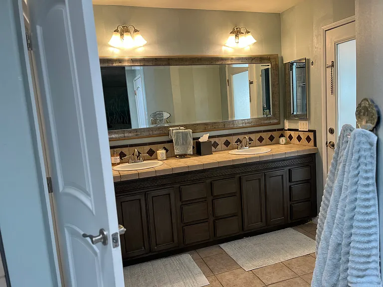 18351 Lisa Ln — Photo 5