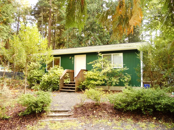9141 NE Evergreen Ave, Indianola, WA 98342