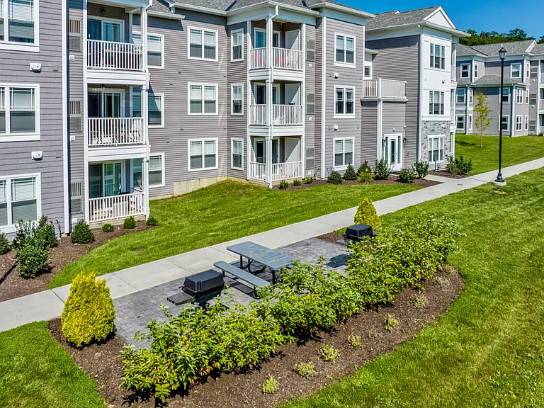 Westledge Apartments — Photo 67