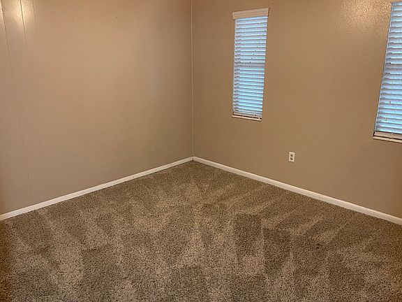 4th image of 1943 Dawsey St #2