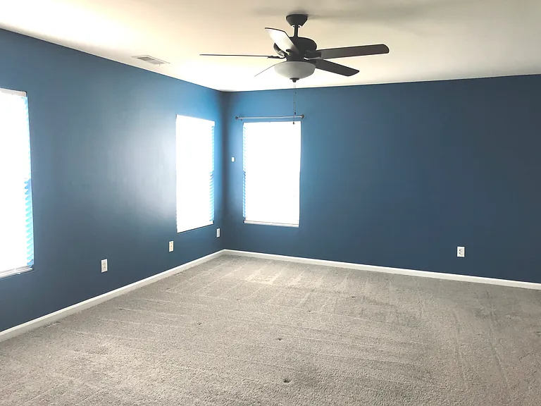 105 Palmdale Ct — Photo 11