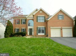 12504 Ridgegate Dr, Herndon, VA 20170