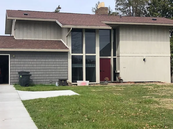 410 W 4th St, Williamstown, WV 26187