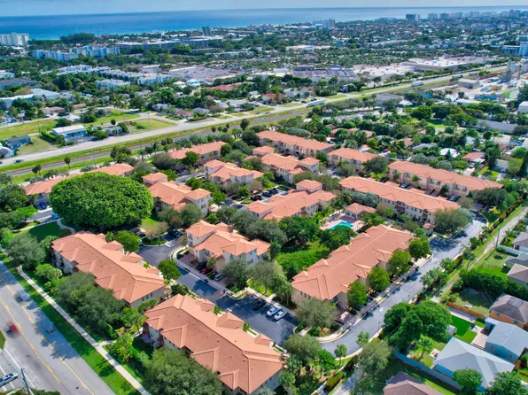 106 S Longport Circle #14d, Delray Beach, FL 33444