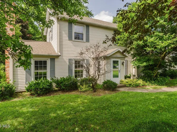 1734 W Main Cross St, Findlay, OH 45840