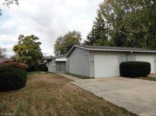490 Sprague Rd, Berea, OH 44017