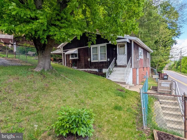 460 Armstrong St, Keyser, WV 26726
