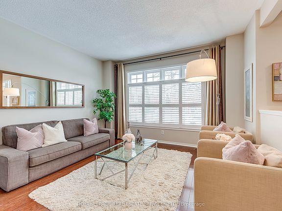 2nd image of 223 Lexington Rd