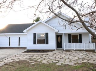 106 Ridge Ct, Centerville, GA 31028