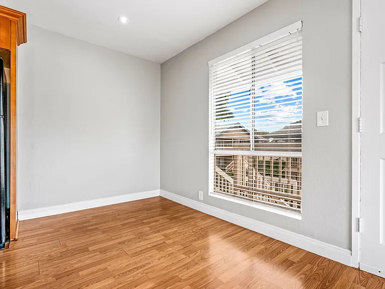 480 Kenolio Rd #11-206 — Photo 4