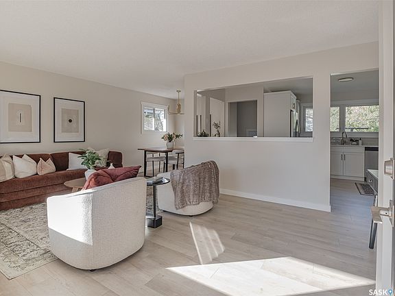 3rd image of 310 Garnet Street