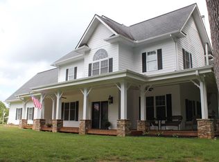 297 Hickory Stand Ln, Brasstown, NC 28902