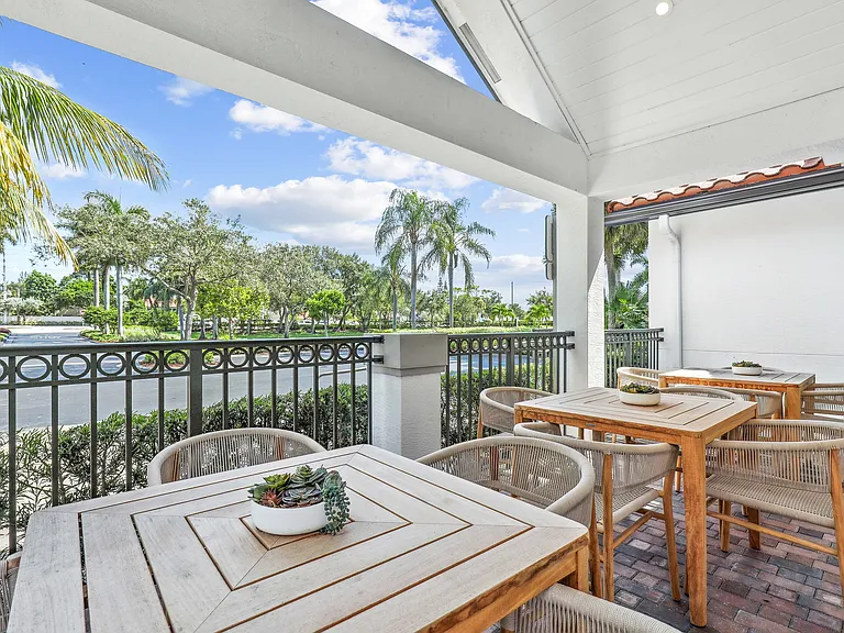 Avana Delray Beach — Photo 31