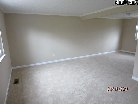 3rd image of 876 Wimbleton Dr
