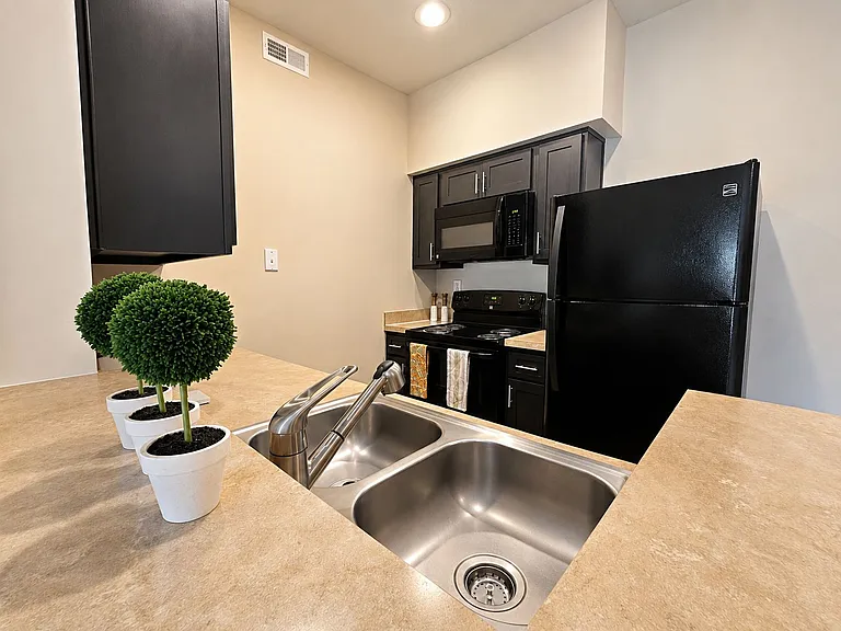 The Bradford at Easton Apartment Homes — Photo 14
