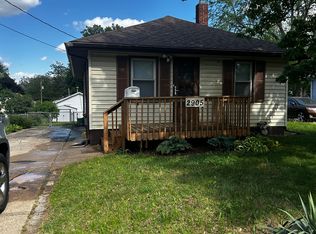 2905 Columbia St, Des Moines, IA 50313