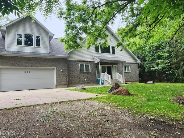 1309 Riverdale St, Flint, MI 48503