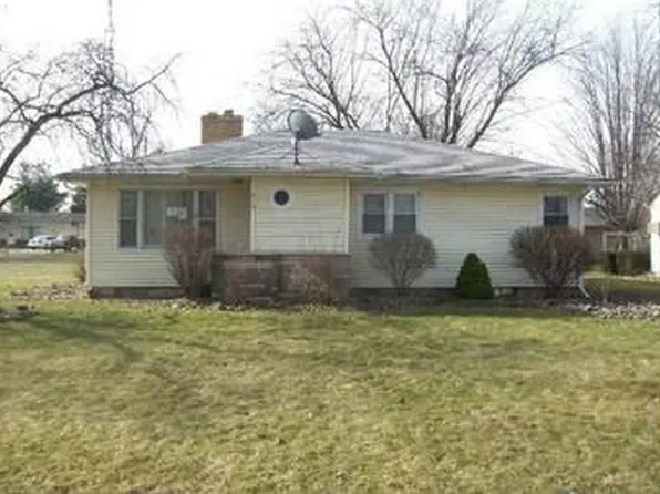 616 Sunnyside St, Chesaning, MI 48616