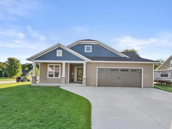 1232 Greystone DRIVE, Plymouth, WI 53073