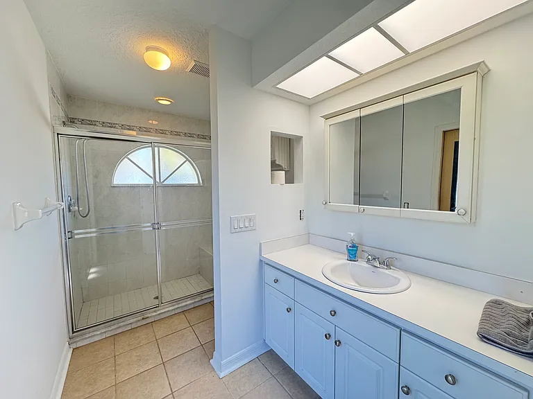 21606 Rosewood Ct — Photo 13