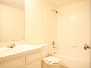 7200 SW 8th Ave #E31, Gainesville, FL 32607