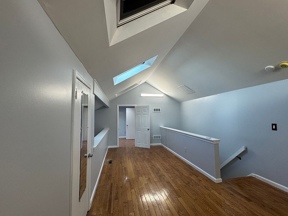 Office room extending to 2nd bedroom with attached bathroom