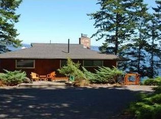 864 San Juan Dr, Friday Harbor, WA 98250