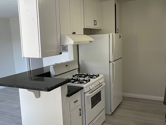 2nd image of 323 W 11th St #11156715