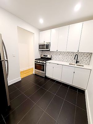 2nd image of 1686 Clay Ave APT 53