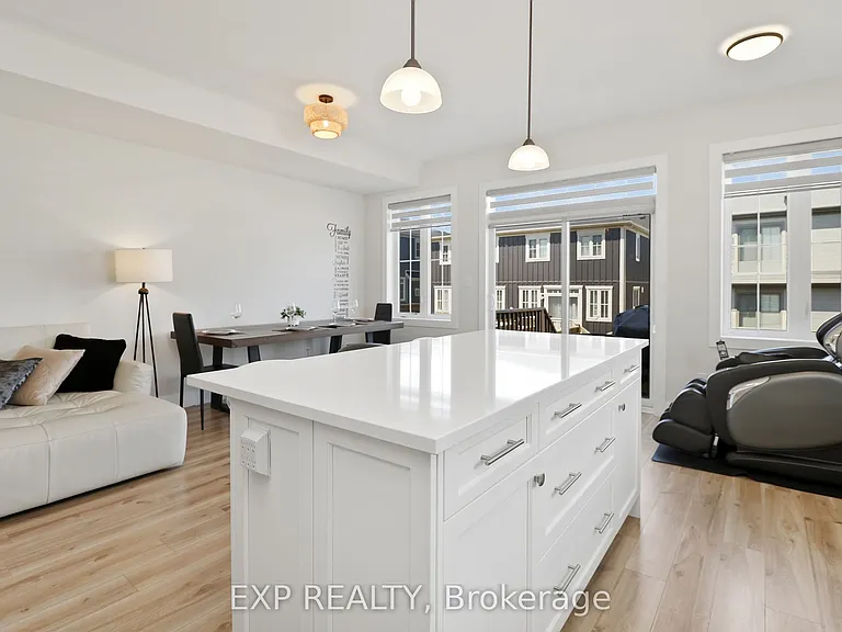 142 Sycamore St — Photo 26