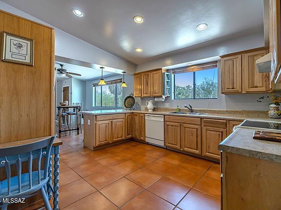 2nd image of 6224 N Placita Pomona