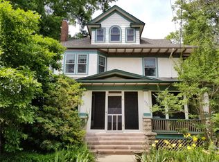 390 Archer St, Freeport, NY 11520