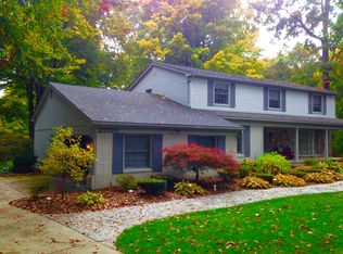 21180 Centerfarm Ln, Northville, MI