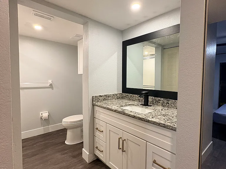 19505 Quesada Ave #EE201 — Photo 8