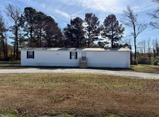 110 Eagle Rd, Benson, NC 27504