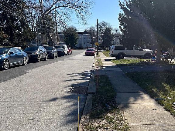 2nd image of 336 Lakeview Ave