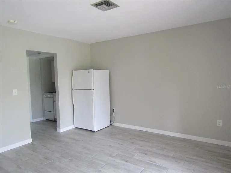 3553 Longmeadow #27 — Photo 6